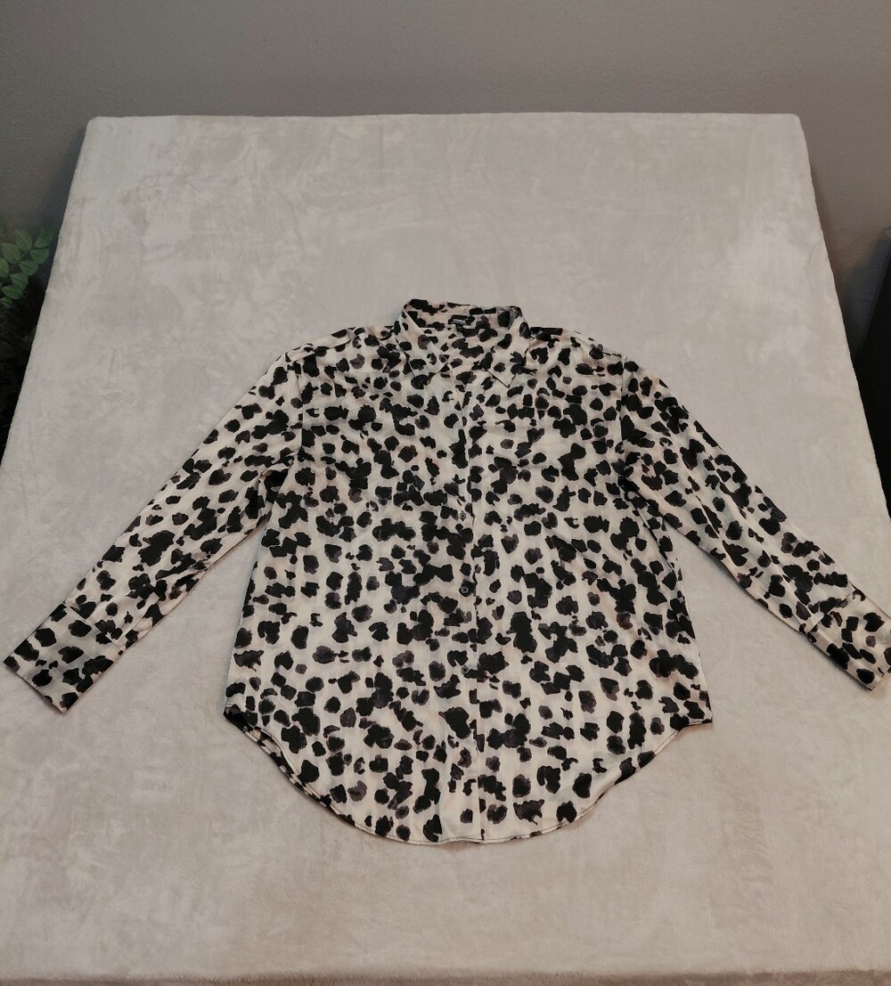 Women's Black and White Spotted Casual Button-Down Shirt By Express